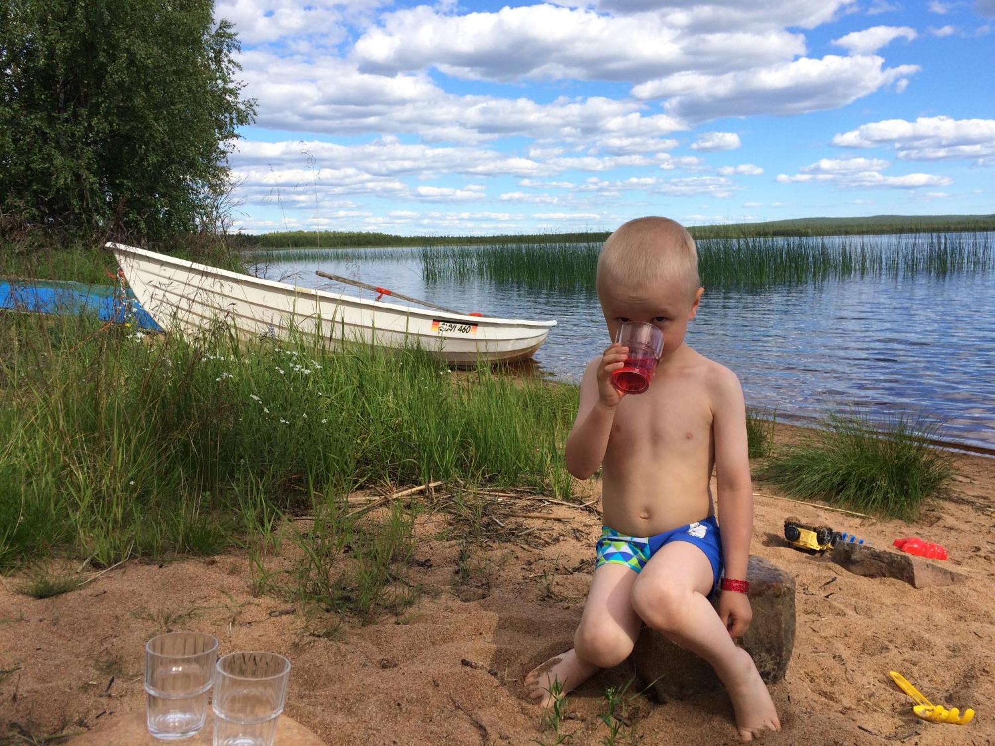 Ahosen Lomamoekit Villa Vikajärvi Kültér fotó