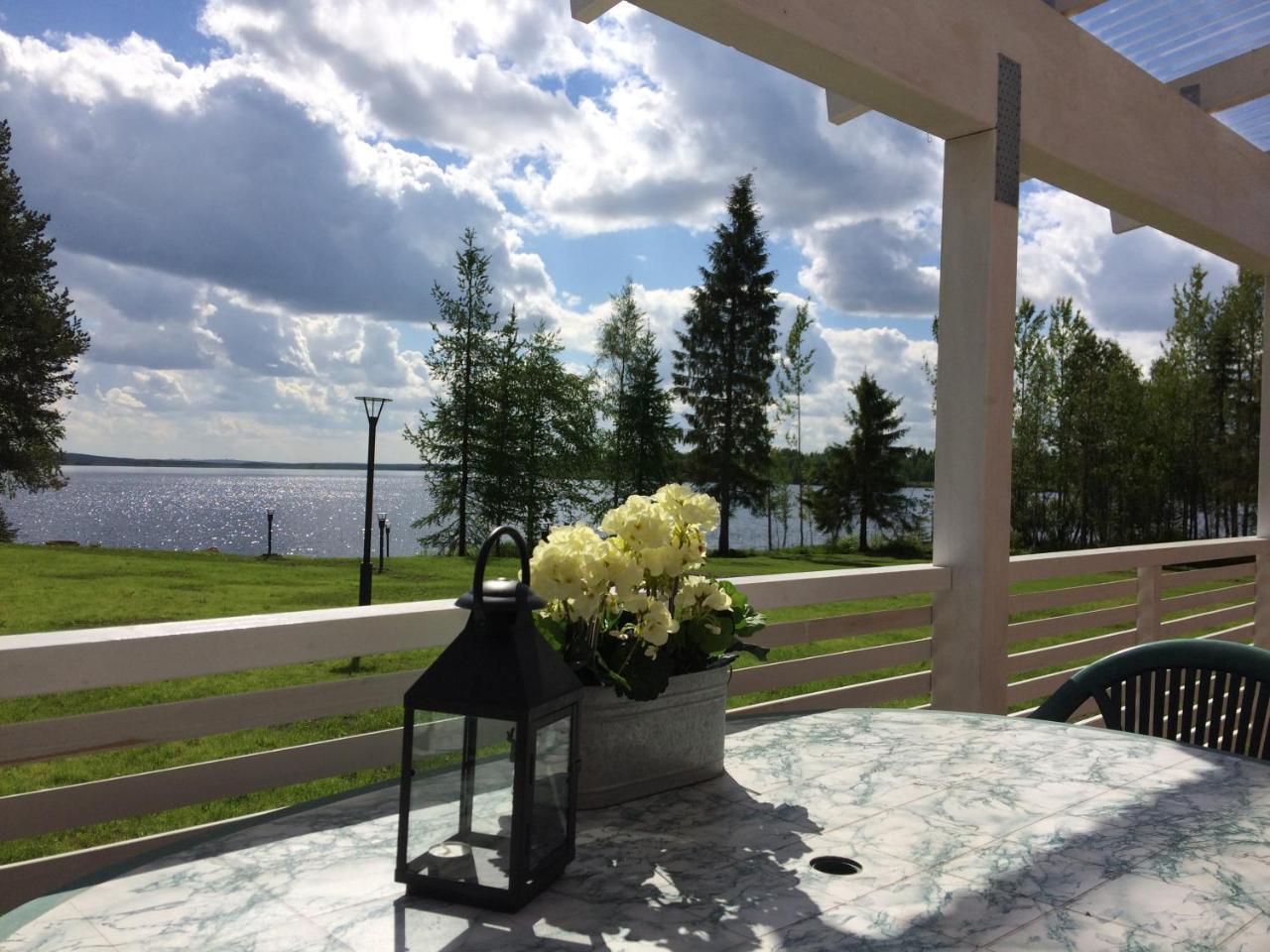 Ahosen Lomamoekit Villa Vikajärvi Kültér fotó